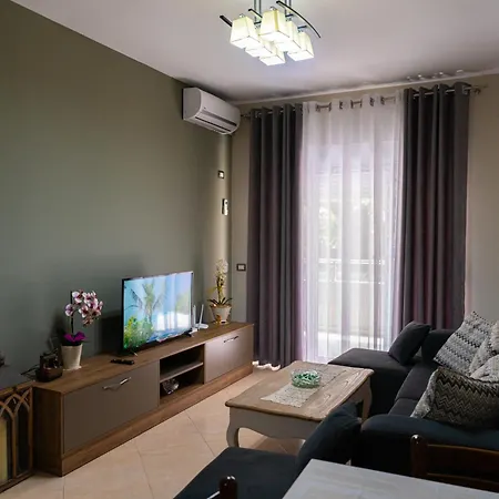 Apartament Cozy *